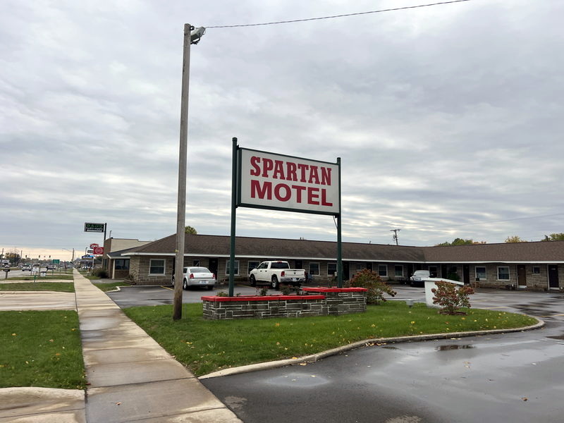 Spartan Motel - Oct 22 2023 Photo (newer photo)